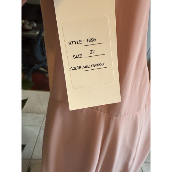 Allure Bridals 1695 Dreamy Chiffon Bridesmaid Dress Mellow Rose Size 22 - Picture 4 of 7